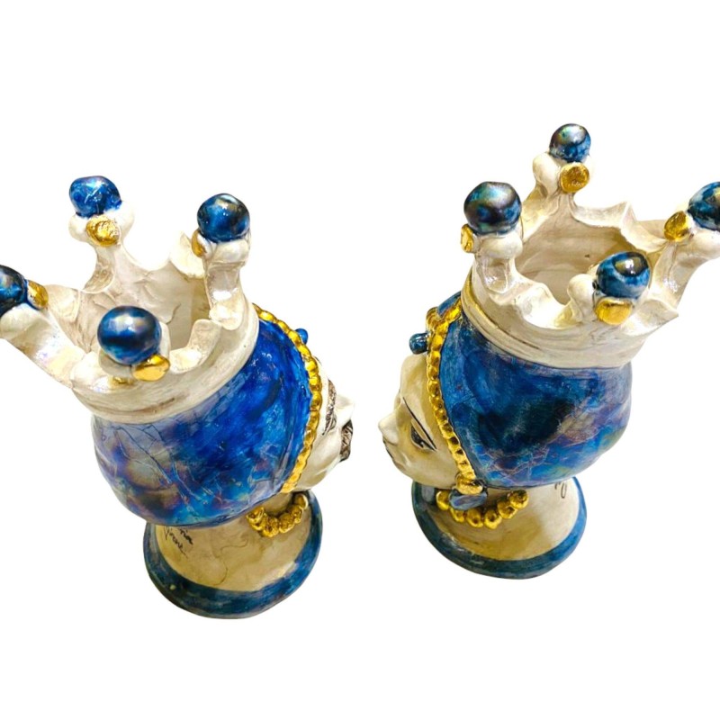 Paire de têtes Caltagirone Moro en or pur et émail nacre - couleur fond bleu - h 15 cm - 