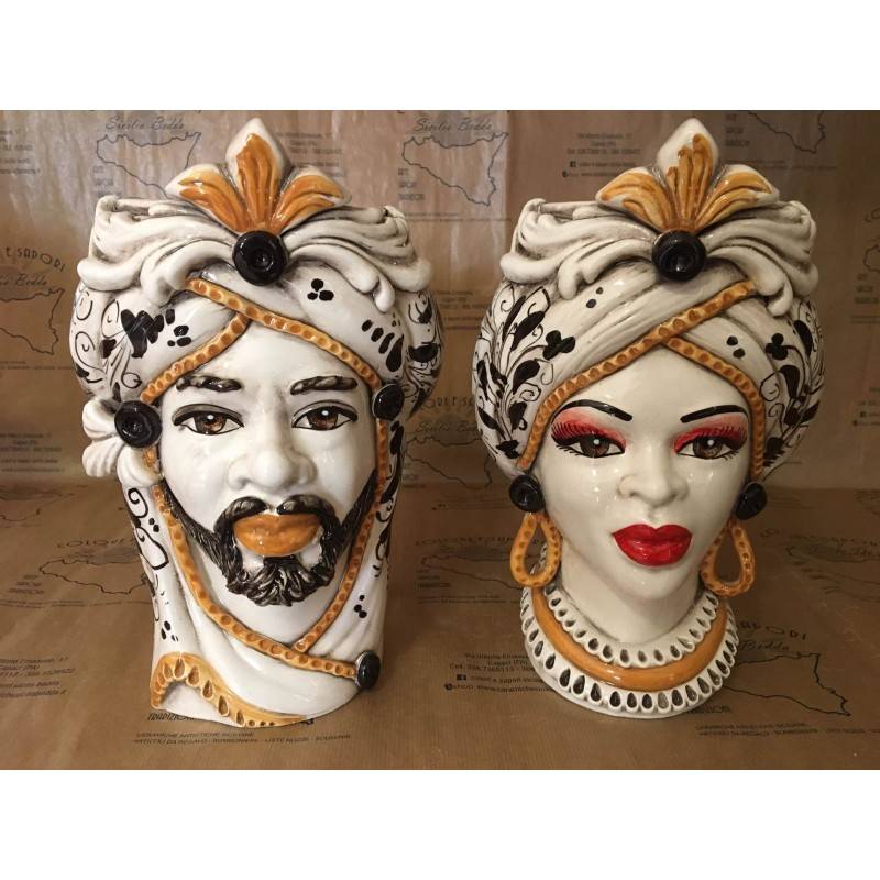 Testa di Moro Siciliana in ceramica Caltagirone h 28 cm ca. (1pz) Uomo o Donna, Bordo Arancio '600 su fondo bianco - 