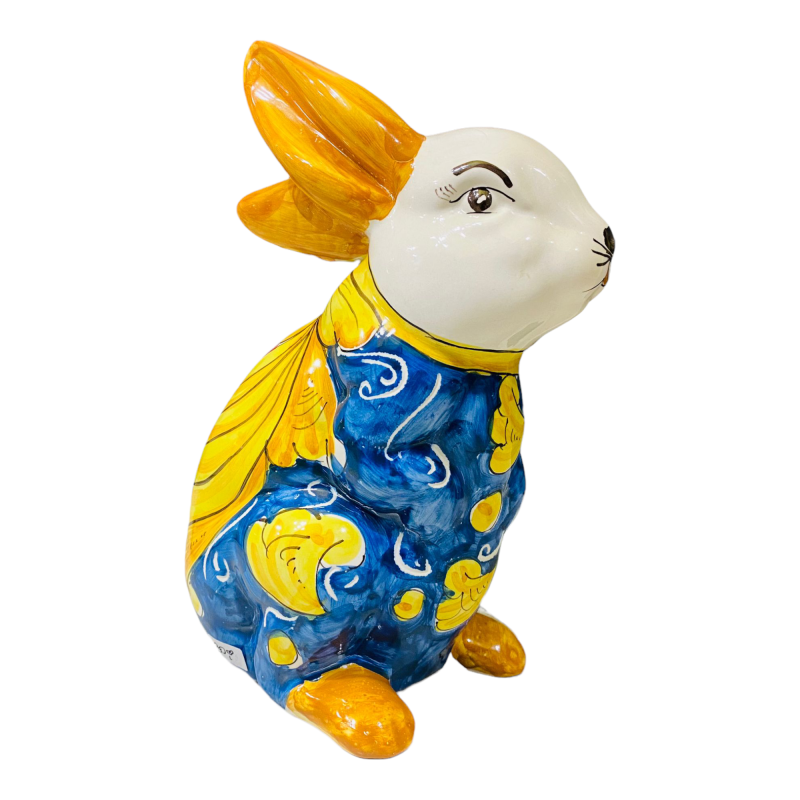 Conejo de pie, modelo grande, en cerámica siciliana con decoración barroca Azul, Roja y Amarilla - Dimensiones h22x15x10