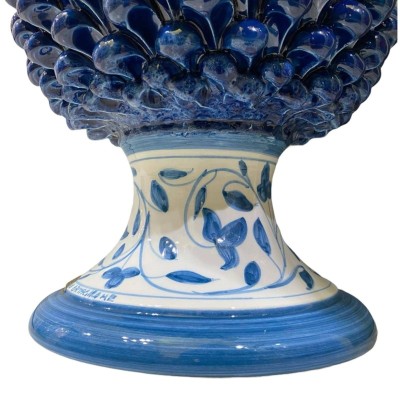 Pinha em cerâmica Caltagirone fina na cor azul antigo com base decorada - SB10745981 - altura cerca de 45 cm - 