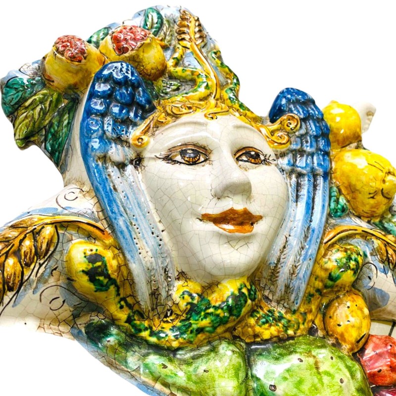 Trinacria i Caltagirone keramik med frukt och päron, ca 45 cm hög. matt craquele nagellack med åldrad effekt - 