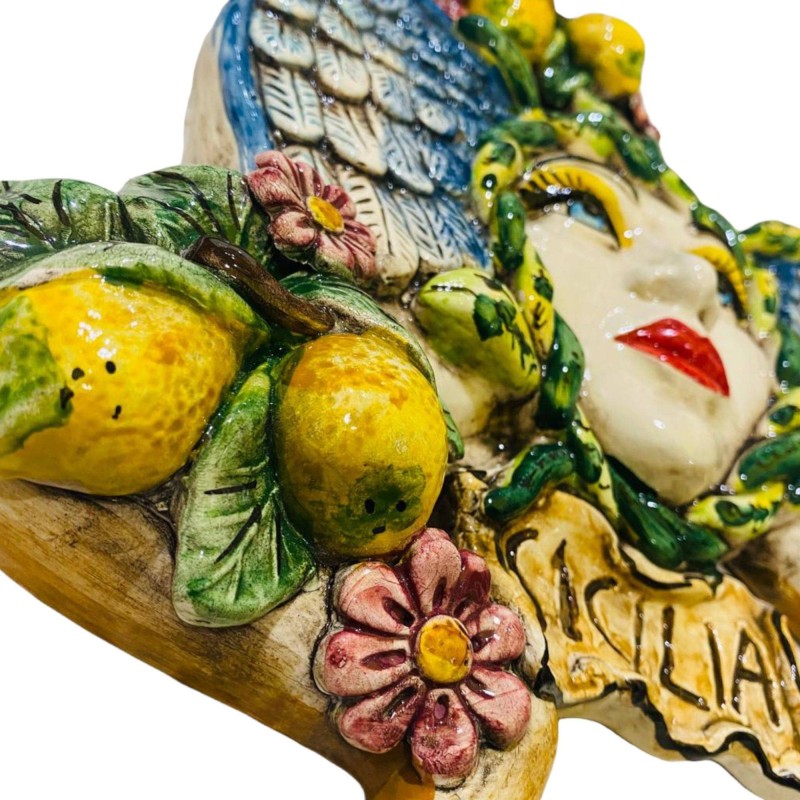 Trinacria aus Caltagirone-Keramik mit Zitronen und Blumen – Höhe ca. 38 cm - 