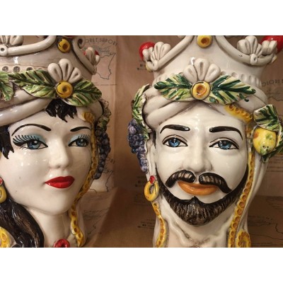 Sycylijska klasyczna ceramiczna Caltagirone z koroną i wysokością owocową około 28cm n.e - 