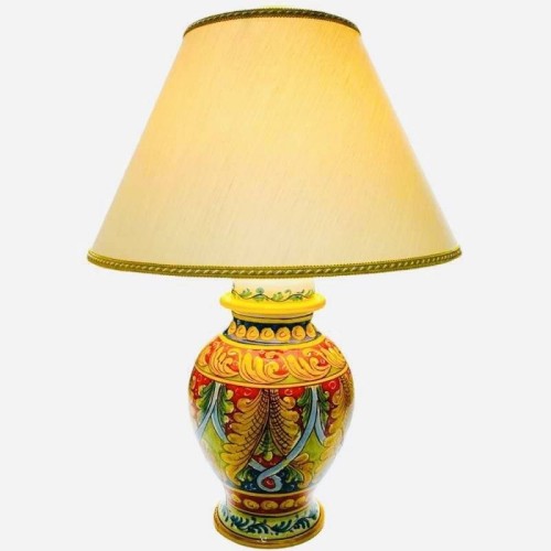 Caltagirone keramisk lampa, h ca 65 cm. Barockbandsdekoration, blå och röd bakgrund - 