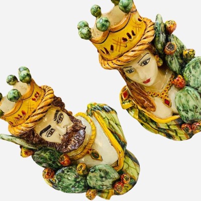 Par av Caltagirone byster med Crown och Pale di Ficodindia, antikt matt emalj - Höjd ca 26cm - 