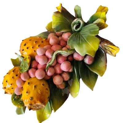 Fascio con Ficodindia e Uva in ceramica realizzato e decorato a mano - Misure cm 32x20 - 