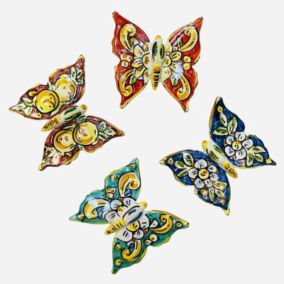 Hand-decorated Caltagirone ceramic butterfly to hang, 10 cm - 
