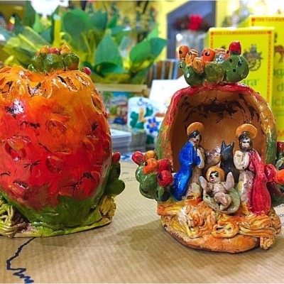 Crèche artistique sicilienne entièrement réalisée et décorée à la main - Collection Fruits : PRICING PEAR - 
