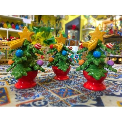 Weihnachtsbaum aus feiner Keramik (1 Stück) in zwei Größen erhältlich - 