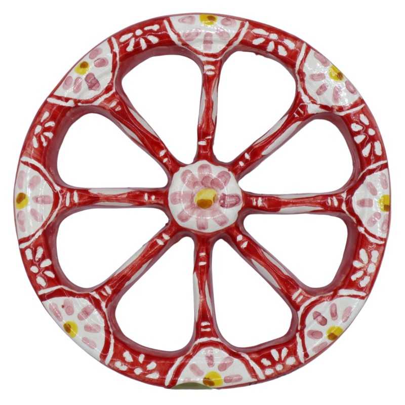 Roda de Carrinho Siciliano em Cerâmica Caltagirone, feita à mão, fundo vermelho e branco, diâmetro aproximado de 14cm. M