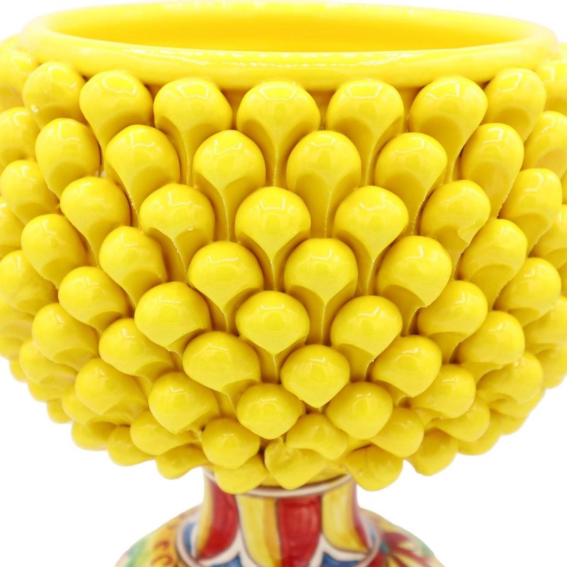 Halbe Pigna-Vase Caltagirone, Farbe Gelb, mit 4 Größenoptionen (1 Stück), mehrfarbigem geometrischem Dekorationsstiel - 