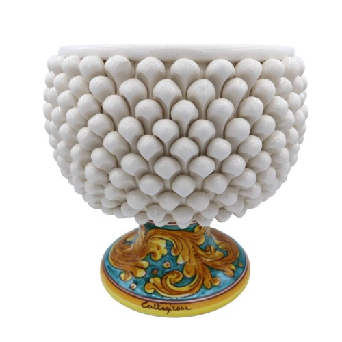 Vaso Caltagirone Mezza Pigna na cor branca e haste decorada, mede d30 x h30 cm aprox. Mod TD - 