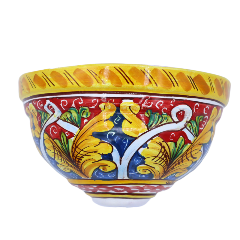 Alforje de cerâmica Caltagirone, decoração barroca sobre fundo vermelho e azul, mede aproximadamente 21x12,5x12,5 cm. Mo
