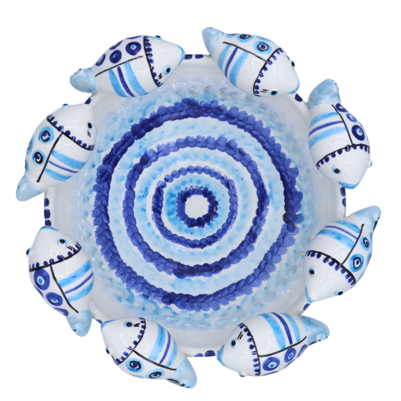 Centro de mesa em cerâmica Caltagirone com decoração de Peixes sobre fundo azul e branco, mede cerca de 34 cm de diâmetr