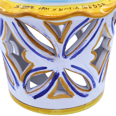 Wall lantern in fine Sicilian ceramic, perforated, measures 25 cm x 30 cm approx. Mod GR - 