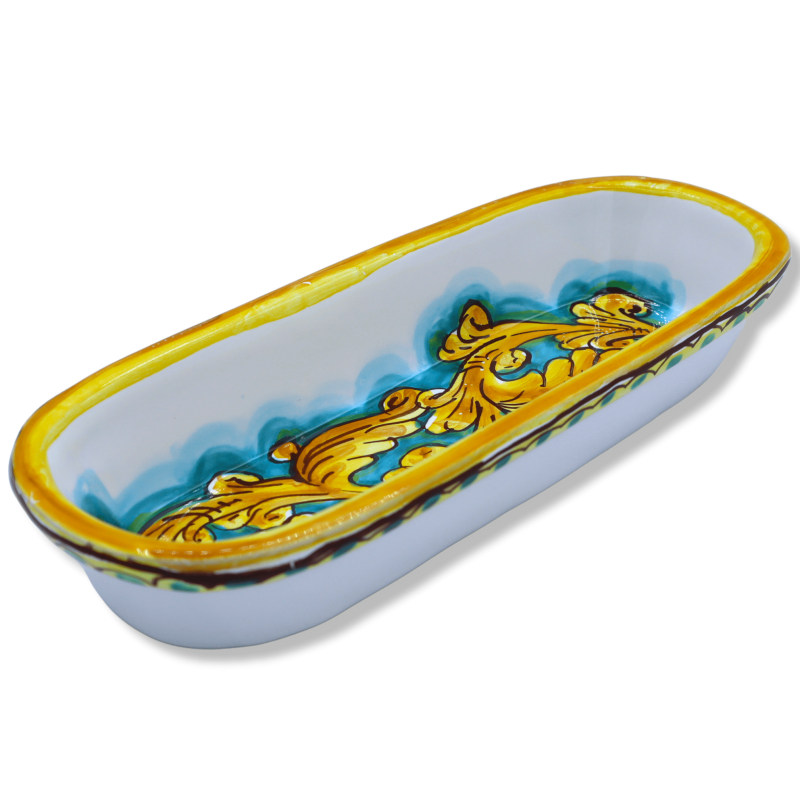 Deep oval tray, in Caltagirone ceramic - with various decorations - measures approx. 25x5x10 cm. Mod TD - 