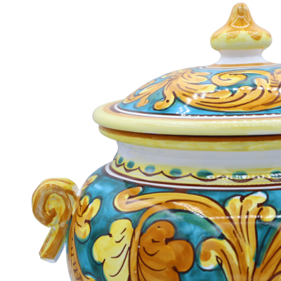 Sopera de cerámica Caltagirone, L 28 x h 27 cm aprox. Decoración barroca de palmetas y fondo cardenillo. - 