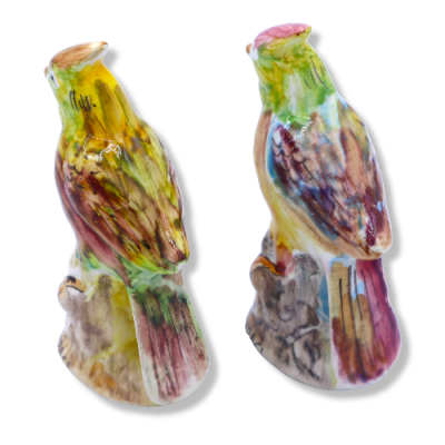 Stieglitz aus feiner sizilianischer Keramik, von Hand dekoriert – Zufällige Farbe – Maße ca. 11 x 6 cm, Mod. GR - 