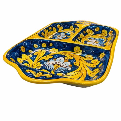 Rechteckige Vorspeisenschale aus Caltagirone-Keramik, verschiedene Dekorationen, L 35 cm x 25 cm ca. Mod GR -  2