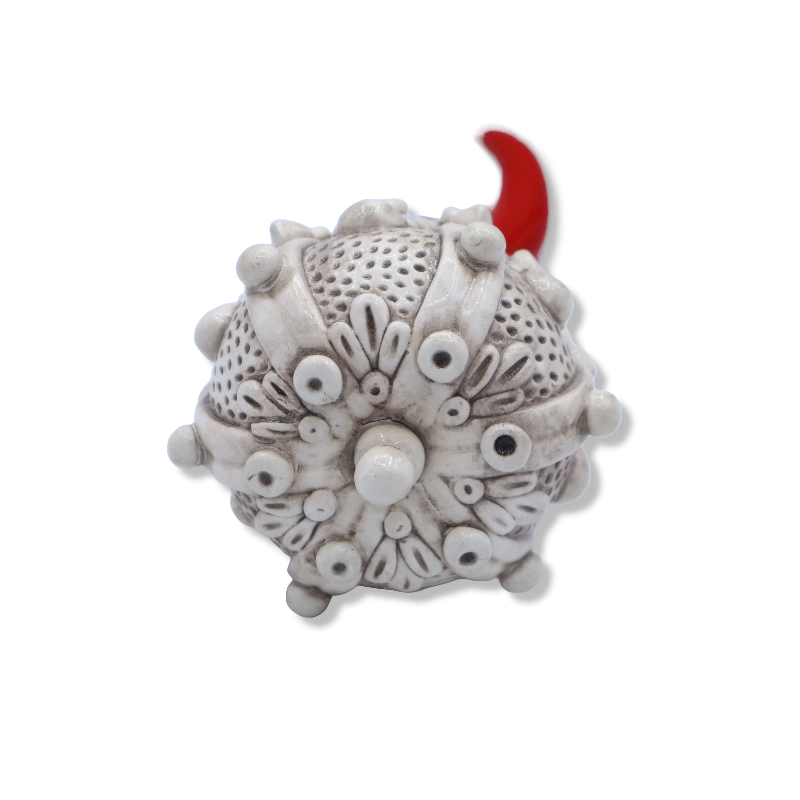 Corno con Corona bianca anticata, in ceramica di Caltagirone, varie misure (1Unità) - 