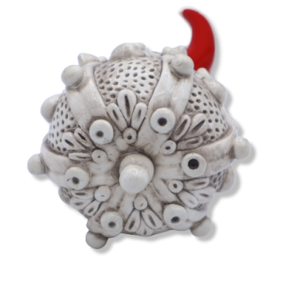 Corno con Corona bianca anticata, in ceramica di Caltagirone, varie misure (1Unità) - 