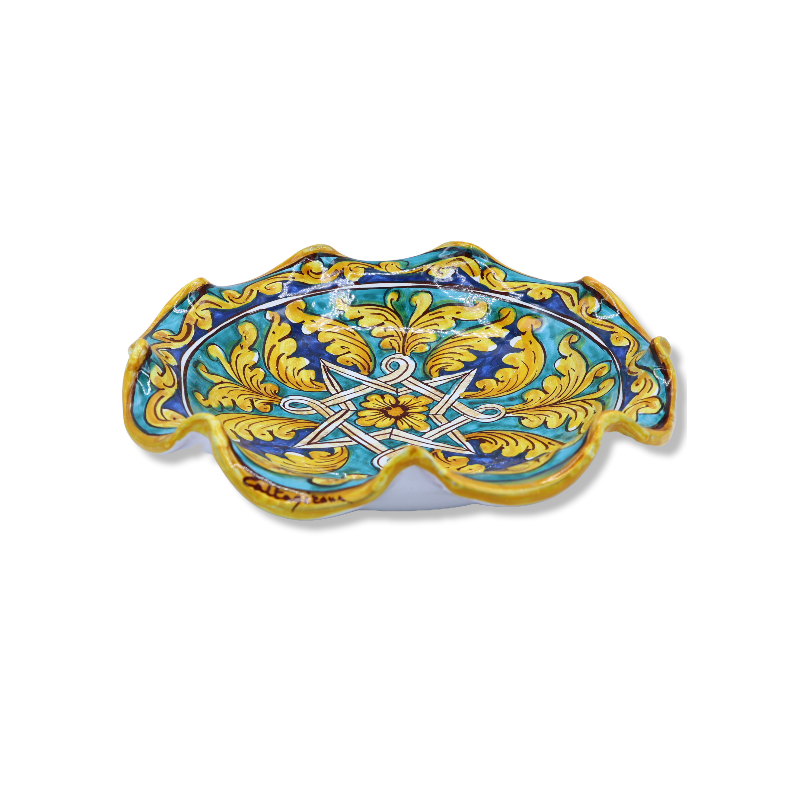 Centerpiece in Caltagirone ceramic, scalloped with baroque and geometric decoration, d 30 cm approx. Mod TD -