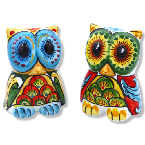 Owl in Caltagirone ceramic, baroque decoration on different backgrounds, h12 cm approx. Mod BR - 