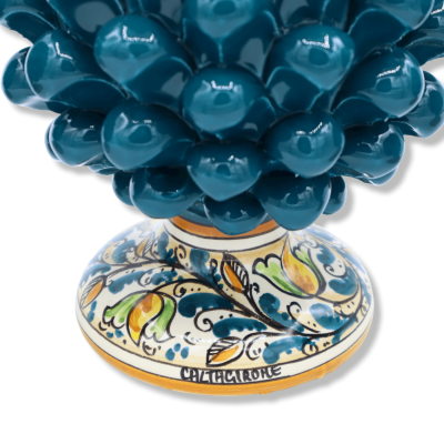 Siciliansk keramisk kotte från Caltagirone, h ca 20/22 cm. (1st) Kricka med slumpmässig dekorationsstam - 