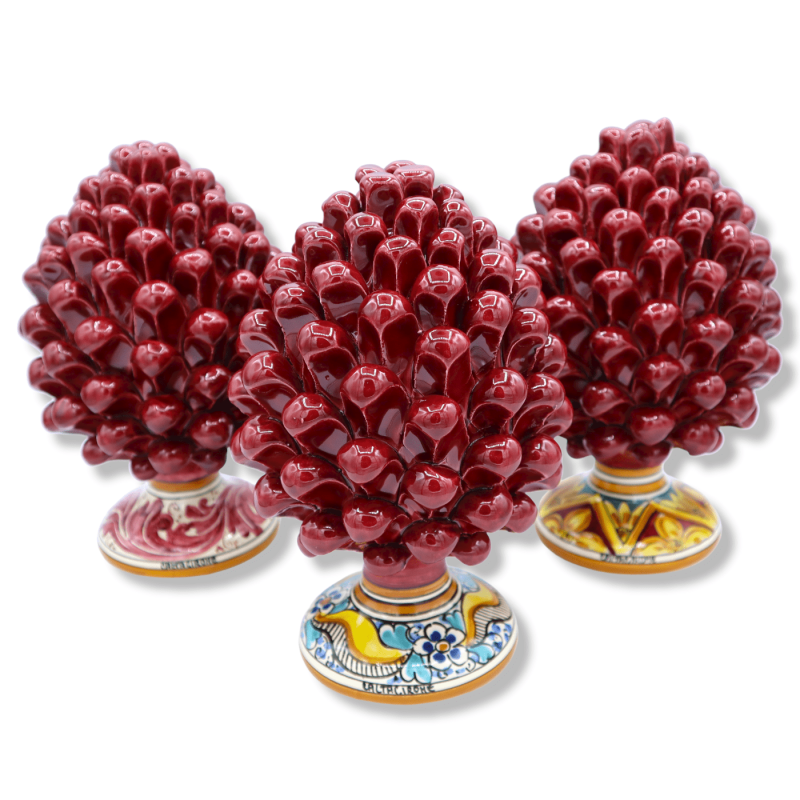 Pomme de pin sicilienne en céramique de Caltagirone, couleur bordeaux avec tige décorée, décoration de tige aléatoire - 