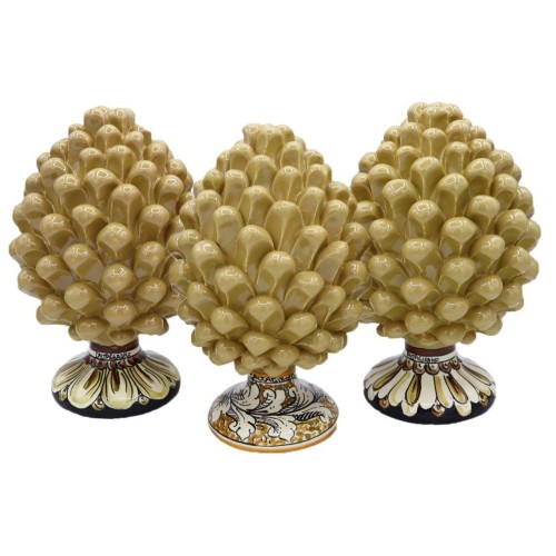 Siciliaanse keramische dennenappel uit Caltagirone - h 20/22 cm ca. (1st) Duifgrijs met willekeurige decoratiestam - 