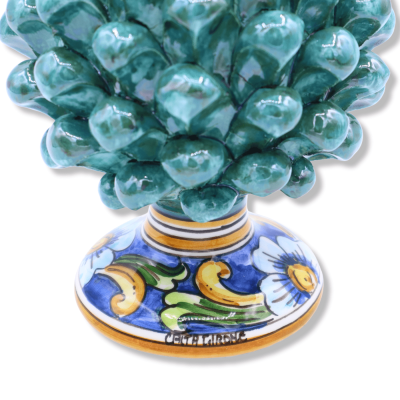 Pomme de pin en céramique sicilienne de Caltagirone, h environ 20 / 22 cm. (1pc) Coups de pinceau vert-de-gris avec tige