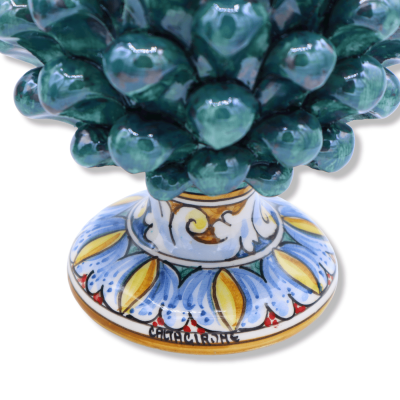 Pomme de pin en céramique sicilienne de Caltagirone, h environ 20 / 22 cm. (1pc) Coups de pinceau vert-de-gris avec tige