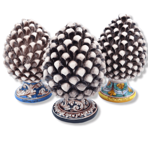 Pomme de pin en céramique sicilienne de Caltagirone, h environ 20 / 22 cm. (1pc) Blanc Antique avec tige de décoration a