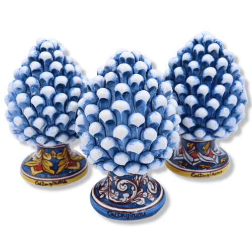 Siciliaanse dennenappel in Caltagirone-keramiek, h 15 cm (1 stuk), antiekblauwe kleur, versierde steel, willekeurige ste