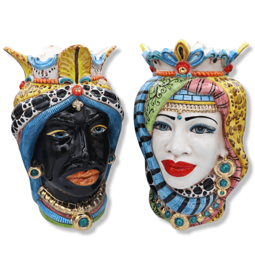 Caltagirone-Mohrenköpfe mit Krone und gepunktetem Turban, mehrfarbig und Details aus 24-Karat-Emaille aus reinem Gold, H ca. 38