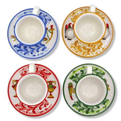 Caltagirone keramische koffiekopjesset, ca. h 5 cm. met planken en 17e-eeuwse decoratie - 