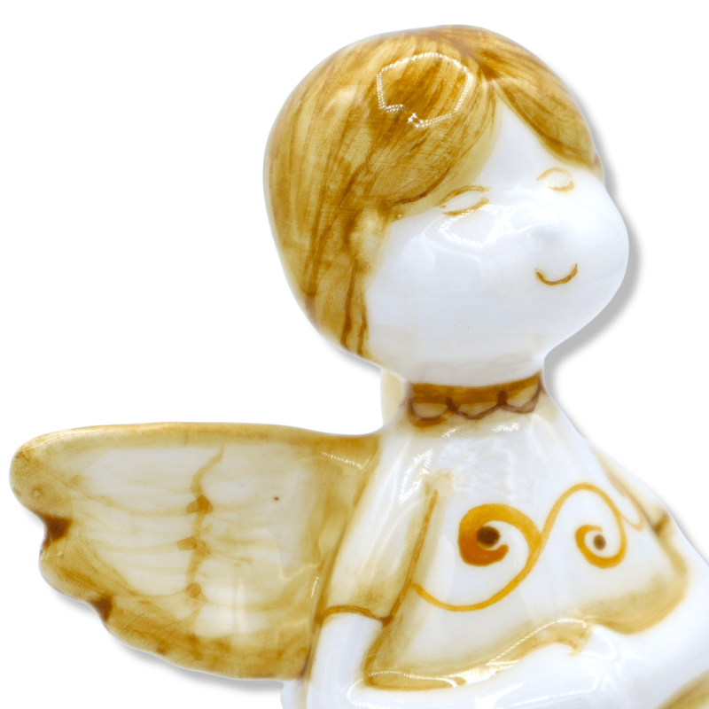 Angelo w szlachetnej ceramice, ręcznie wykonany z różnych dekoracji, h15 cm ok. CPR - 