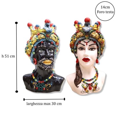 Par de bustos de cerâmica Caltagirone com coroa e decoração do século XVII, cerca de 50 cm de altura. modo CN - 