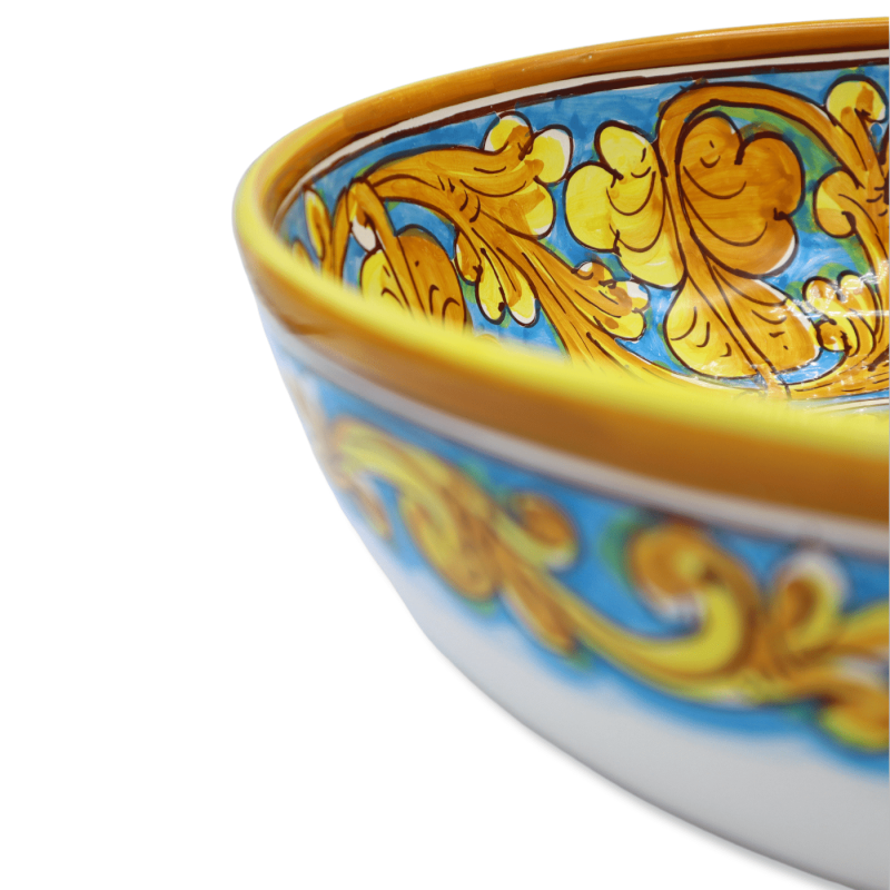 Saladier ou Bol à Spaghetti en céramique de Caltagirone à décor baroque et floral, Ø environ 35 cm. - 