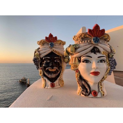 Sicilianskt morhuvud (1 st) Caltagirone keramik h 27 cm ca. Klassisk modell med frukt - 