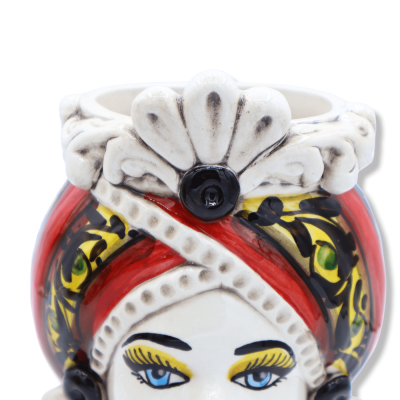 Cerâmica Caltagirone castanha escura, com friso e decoração do séc. XVII sobre fundo vermelho, cerca de 20 cm de altura.