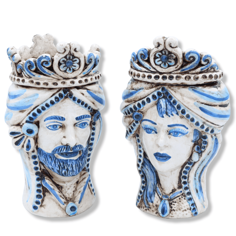 Cabeça normanda em cerâmica Caltagirone, com coroa sobre fundo azul envelhecido, altura 20 cm aprox. (1pc) Mod RP - 