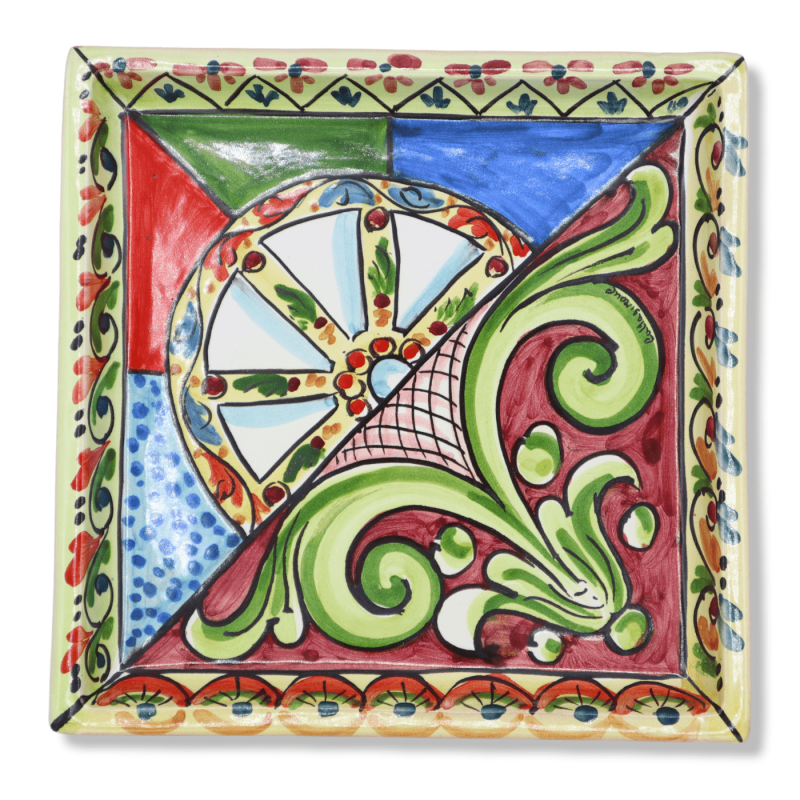 Ciotola Svuota tasche in ceramica di Caltagirone, decoro barocco e carretto siciliano, l 20 x 20 cm ca. (1pz) Mod BR -