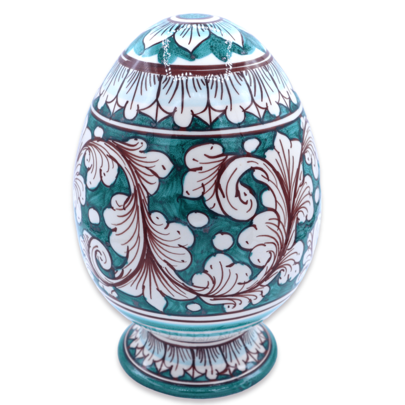 Ovo de cerâmica Caltagirone com haste, decoração barroca sobre fundo verdete, altura 25 cm e Ø 15 cm aprox. CAN mod - 