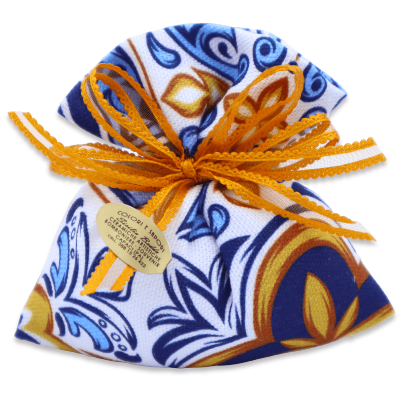 Sicilian majolica print cotton bag with Elegance organza ribbon - 5 sugared almonds inside - Size: L 11 x H 12 cm - 