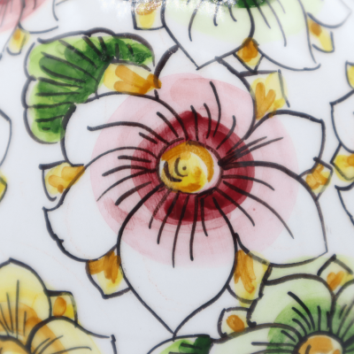 Ceramic ei Caltagirone, gedecoreerd met verkleurde bloemen, 18 cm approx. Mod - 