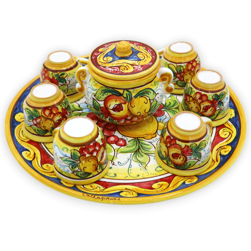 Servizio da caffè per 6 persone in ceramica Caltagirone, decoro frutta e ornato Barocco, L 30 x h 12 cm ca. - 