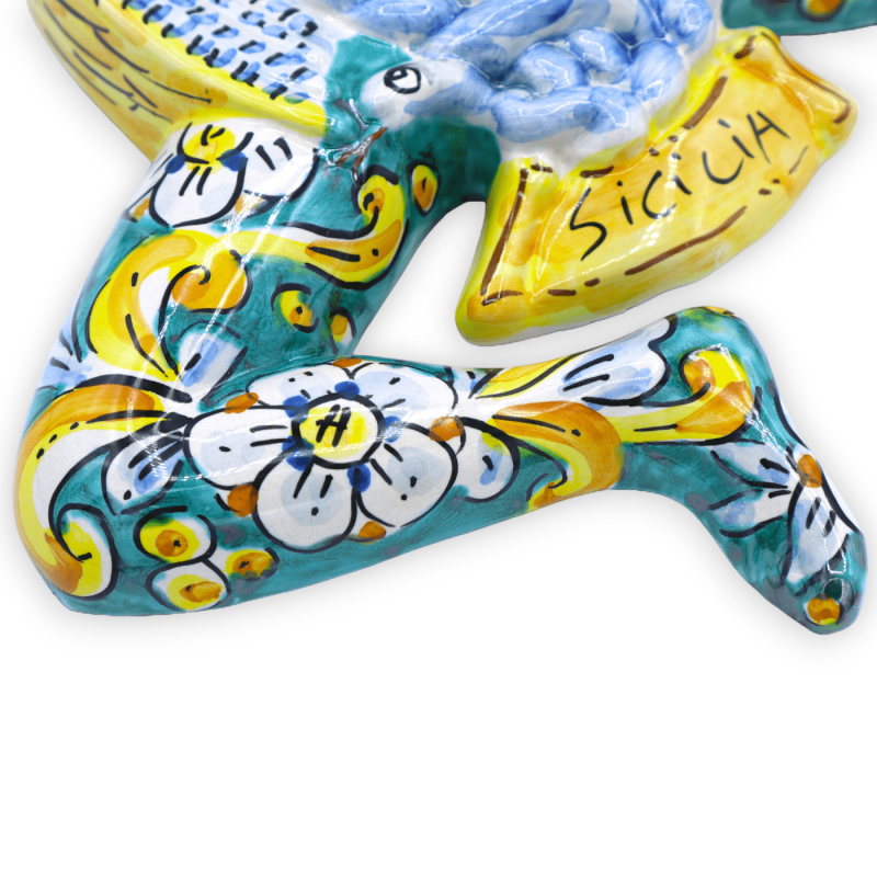 Trinacria aus Caltagirone-Keramik, Barock- und Blumendekor auf grünem Hintergrund, H 34 cm x 33 L ca. FL-Mod - 