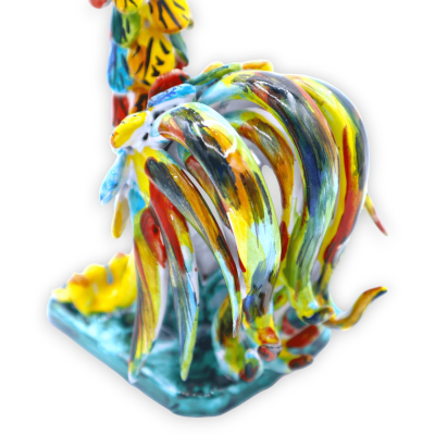 Gallo siciliano de cerámica con plumas multicolores, disponible en dos tamaños, Mod BN - 