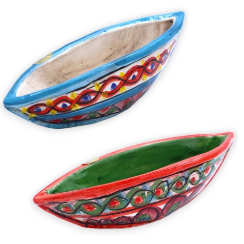 Bateau antipasti en céramique de Caltagirone, décoration aléatoire, L 17 cm x h 6 cm environ. (1pc)Module RP - 